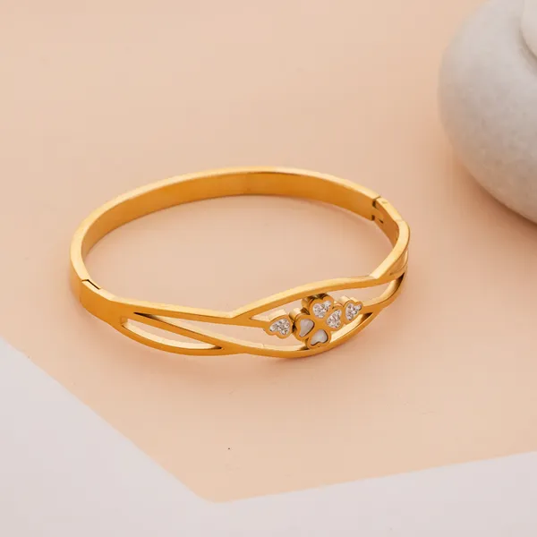 Golden_Stainless_Steel_Mini_Hearts_Crystal_Studded_Bracelet_For_Women