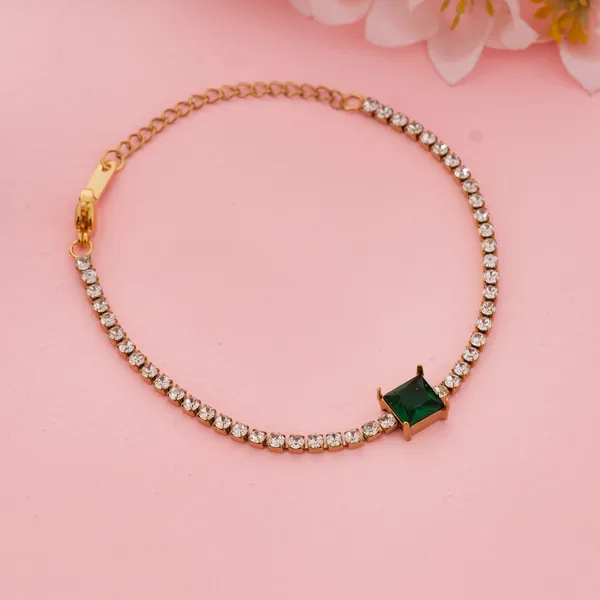 Golden_Stainless_Steel_Stone_Delicate_Chain_Bracelet_For_Women