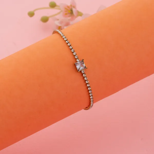 Golden_Stainless_Steel_Crystal_Studded_Chain_Bracelet_For_Women