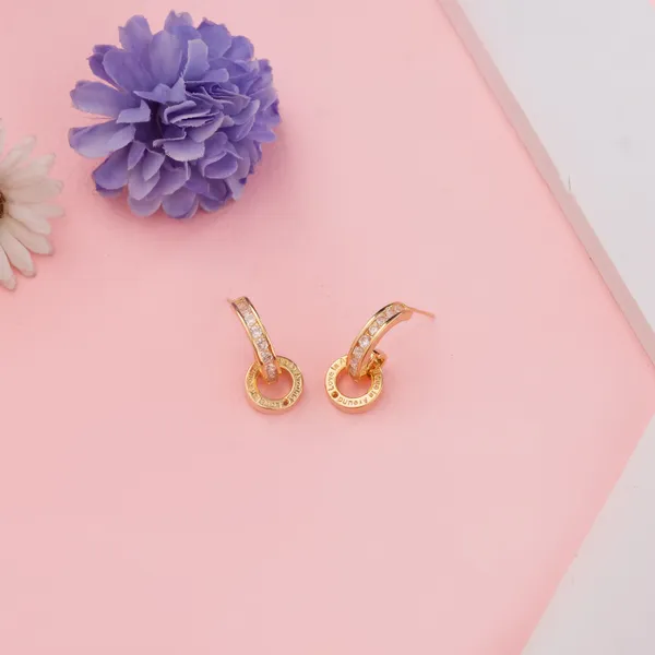 Golden_Stainless_Steel_Everyday_Minimalist_Crystal_Link_Earrings_For_Women
