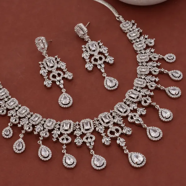 Silver_Stainless_Steel_All-Crystal_Simulant_Bridal_Necklace_Set_For_Women