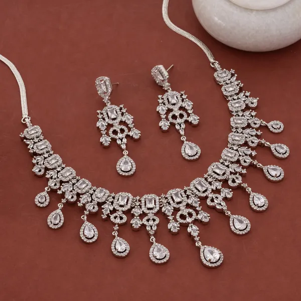 Silver_Stainless_Steel_All-Crystal_Simulant_Bridal_Necklace_Set_For_Women