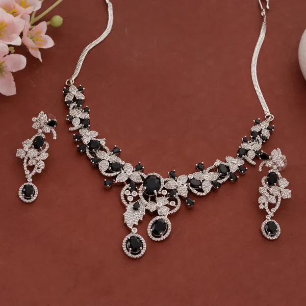Black_&_Silver_Stainless_Steel_Crystal_Cluster_Necklace_Set_For_Women