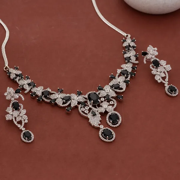Black_&_Silver_Stainless_Steel_Crystal_Cluster_Necklace_Set_For_Women