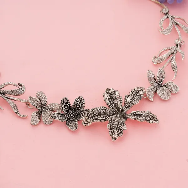 Grey_Silver_Stainless_Steel_Tone_Crystal_Vine_Necklace_For_Women