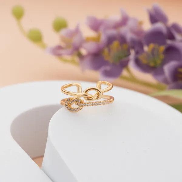 Golden_Stainless_Steel_Infinity_Knot_Ring_For_Women