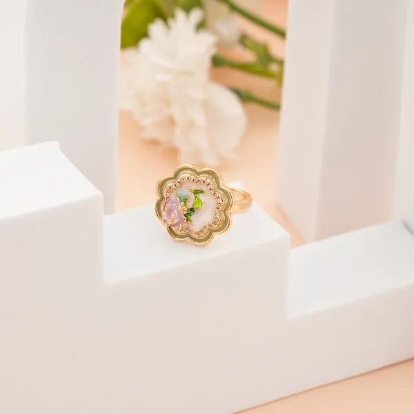 Golden_Stainless_Steel_Cute_Flower_Blossom_Ring_For_Women
