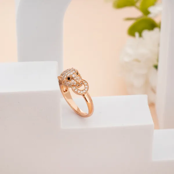 Golden_Stainless_Steel_Dazzling_Leopard_Zirconia_Ring_For_Women