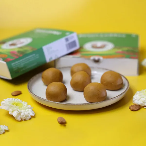 Premium_Gluten-Free_Organic_Besan_Laddoo_For_Everyone