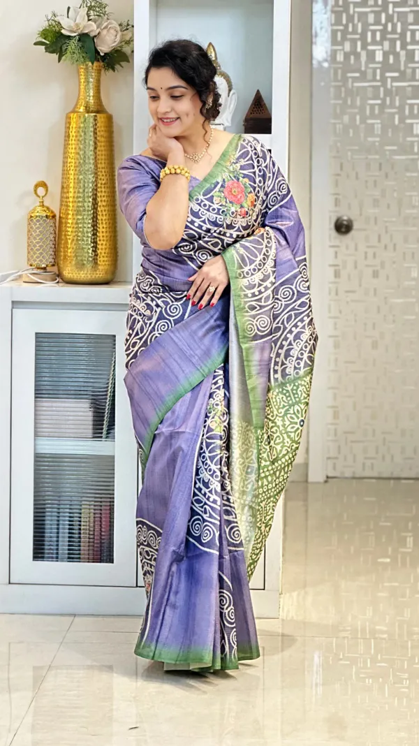 Soft_Tussar_Silk_Sarees_With_Beautiful_Print_With_Attractive_Zari_Line_Saree_And_Print_Blouse_With_Tassels