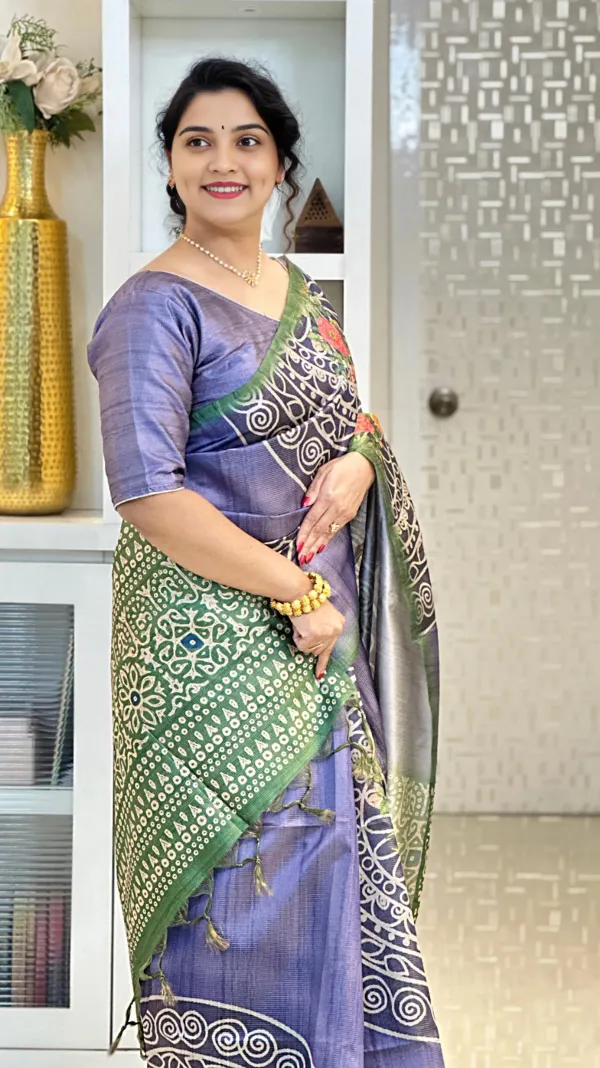 Soft_Tussar_Silk_Sarees_With_Beautiful_Print_With_Attractive_Zari_Line_Saree_And_Print_Blouse_With_Tassels
