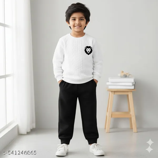 White_&_Black_Lion_Printed_T-Shirt_&_Jogger_Loungewear_Set