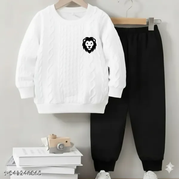 White_&_Black_Lion_Printed_T-Shirt_&_Jogger_Loungewear_Set