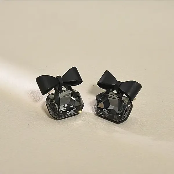 Black_Bow_Stud_Earrings_For_Women