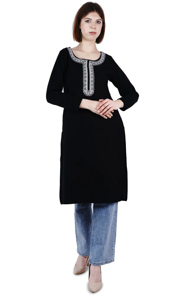 Black_Elegant_Design_Wool_Kurti_For_Women