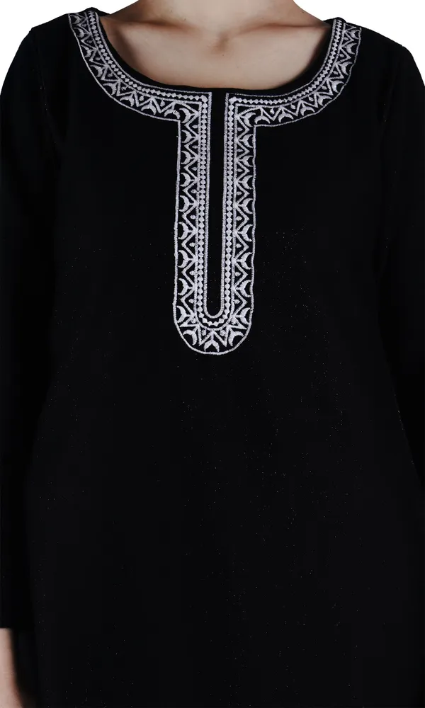 Black_Elegant_Design_Wool_Kurti_For_Women