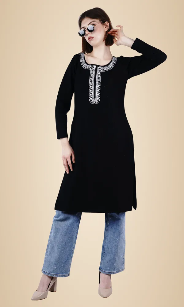 Black_Elegant_Design_Wool_Kurti_For_Women