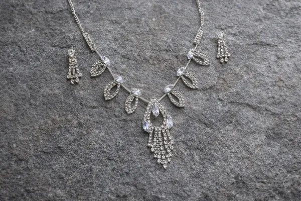Celestial_Spark_Premium_Jewelry_Set