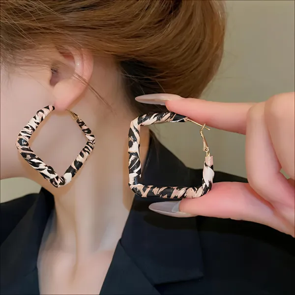 Tiger_Print_Square_Earrings_For_Women