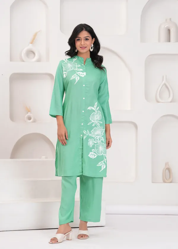 Green__Pure_Cotton_Co-Ord_Set_With_White_Flower_Print_For_Women