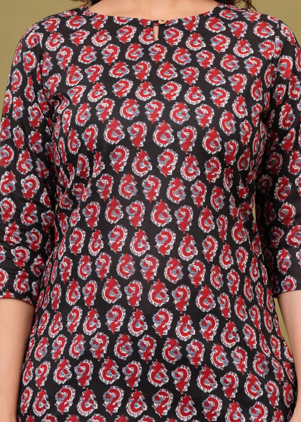 Black_Red_Women_Kurti_For_Women