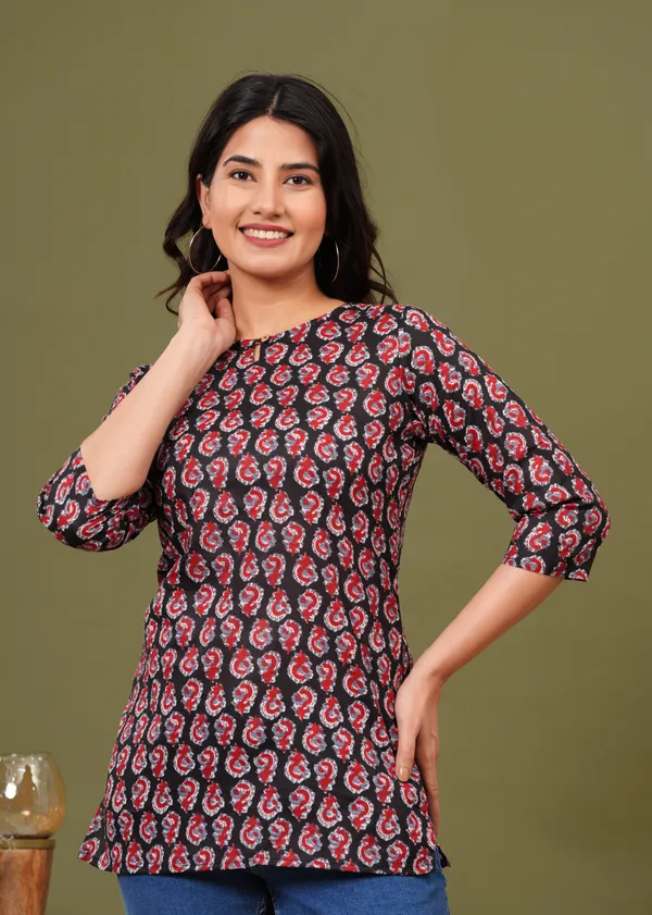 Black_Red_Women_Kurti_For_Women