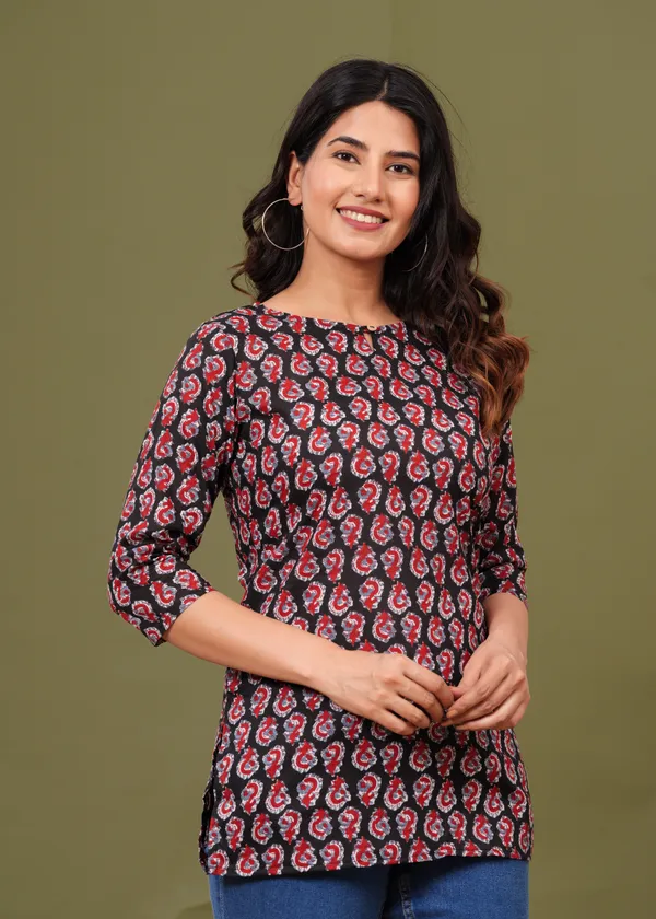 Black_Red_Women_Kurti_For_Women