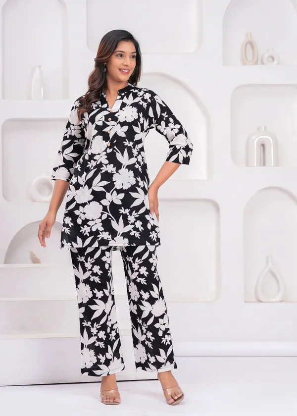 Black_&_White_Flower_Printed_Cotton_Co-Ord_Set_For_Women