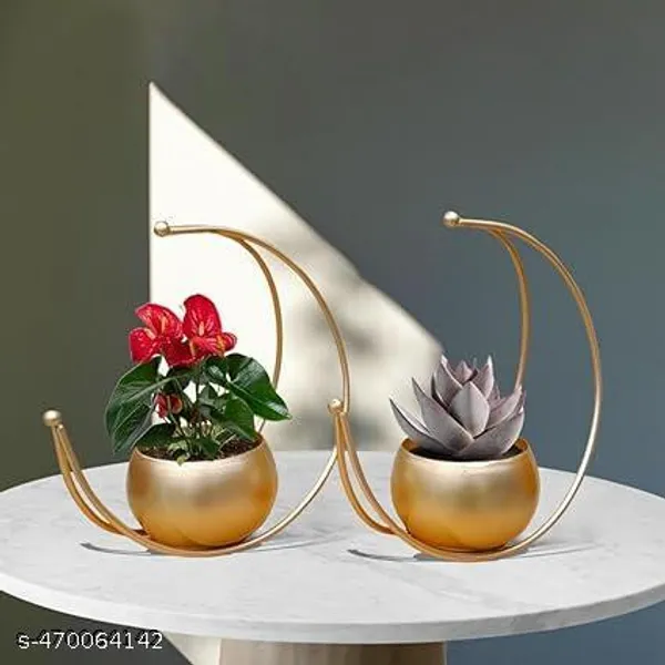 Pack_Of_4_Metal_Design_Vase_With_Gold_Finish_-_Table_Decorative_Metal_Gold_Flower_Vase_For_Antique_Home_Decor_|_Decorative_Table_Metallic_Flower_Vase_For_Decoration_|_Flowers_Vase_Gold_Home_Decor_Vase_(12_X_2_X_35_Inch)