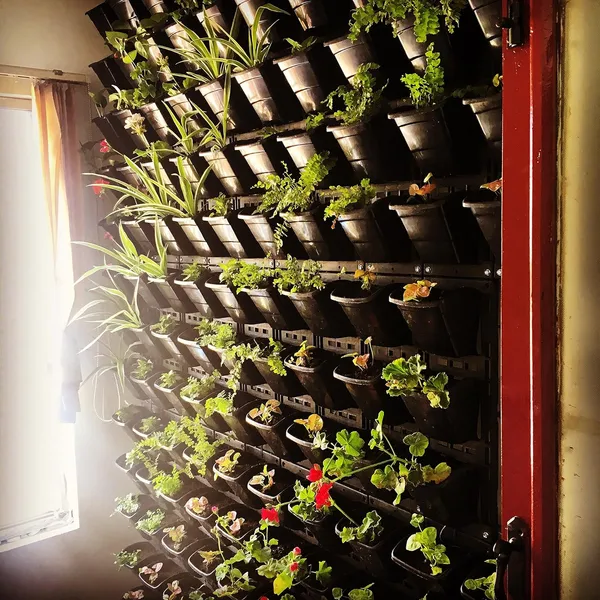 Black_M1_Model_Vertical_Wall_Hanging_Garden_Panel_10_Panel_Outdoor_Use_Indoor