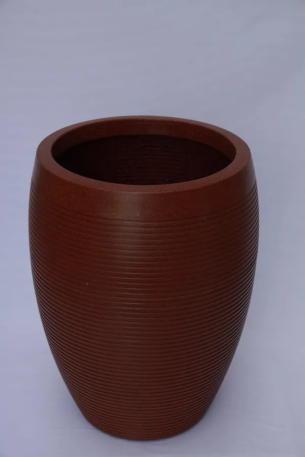 Antique_Bronze_Vetro_Vase_Roto_Mould_Decorative_Plastic_Planter_Pots_Ribbed_Design_Round_Indoor_Outdoor_Garden_Use_Pack_Of_1_Antique_Bronze_25_Inch