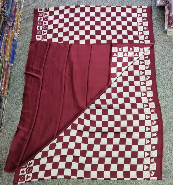 Red_And_White_Cotton_Italian_Satin_Crepe_Saree_For_Women