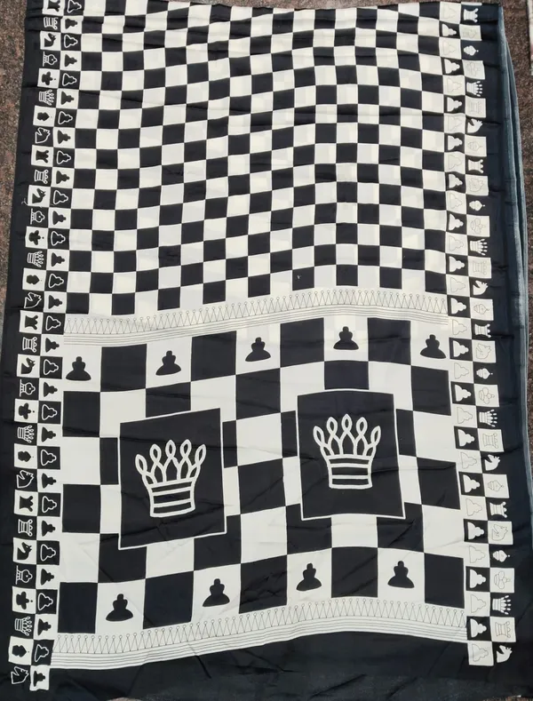 Black_And_White_Cotton_Italian_Satin_Crepe_Saree_For_Women