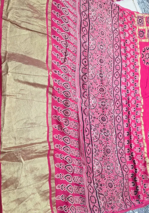 Purple_And_Pink_Cotton_Model_Silk_Saree_For_Women_(Pack_Of_2)