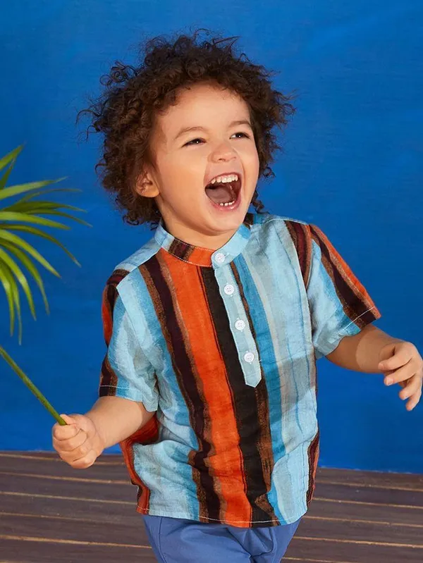 Multicolour_Rayon_Premium_&_Elegant_Short_Set_For_Kids