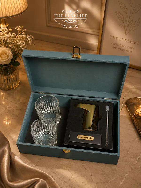 The_Luxelife_Gold_Dispenser_Whiskey_Glasses_Gift_Set