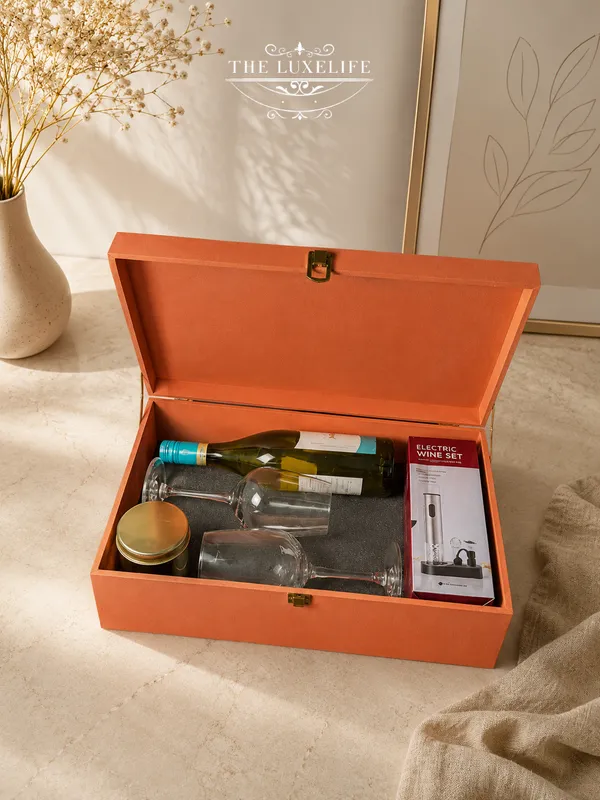 Wooden_Wine_Gift_Box_With_Glasses_And_Electric_Opener_Set