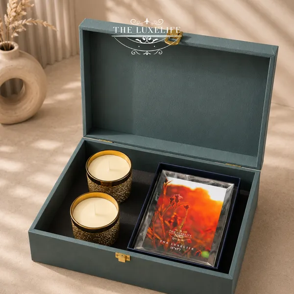 The_Luxelife_Scented_Candle_And_Photo_Frame_Gift_Box_Set