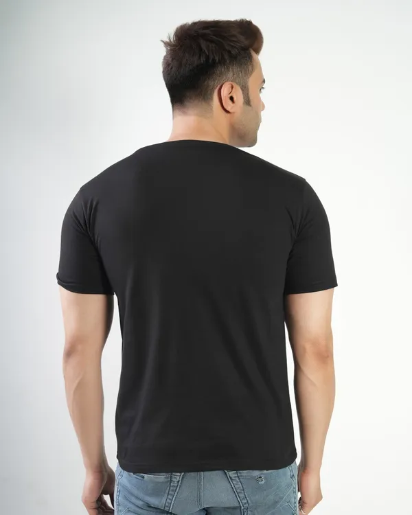 Black_Premium_Cotton_Round_Neck_Trendy_Regular_Fit_Half_Sleeve_T-Shirt_For_Men
