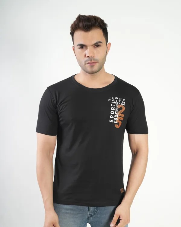 Black_Premium_Cotton_Round_Neck_Latesttrendy_Regular_Fit_Half_Sleeve_T-Shirt_For_Men