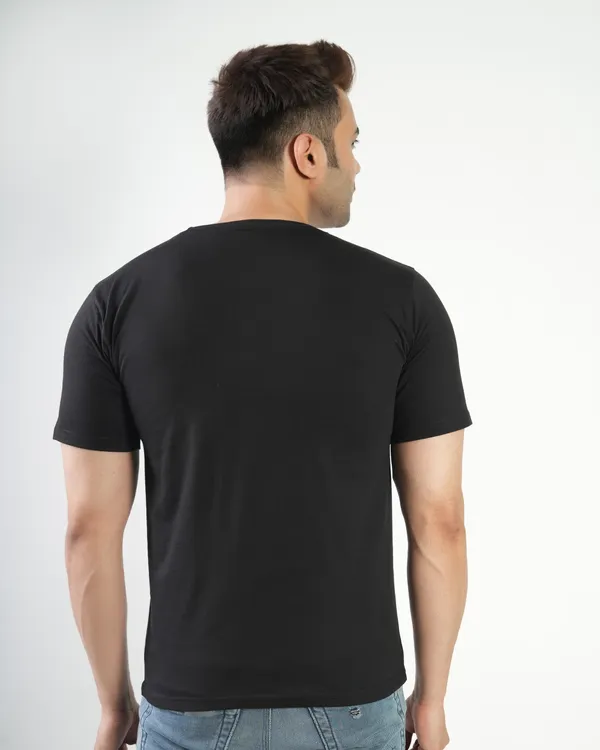 Black_Premium_Cotton_Round_Neck_Trendy_Regular_Fit_Half_Sleeve_T-Shirt_For_Men