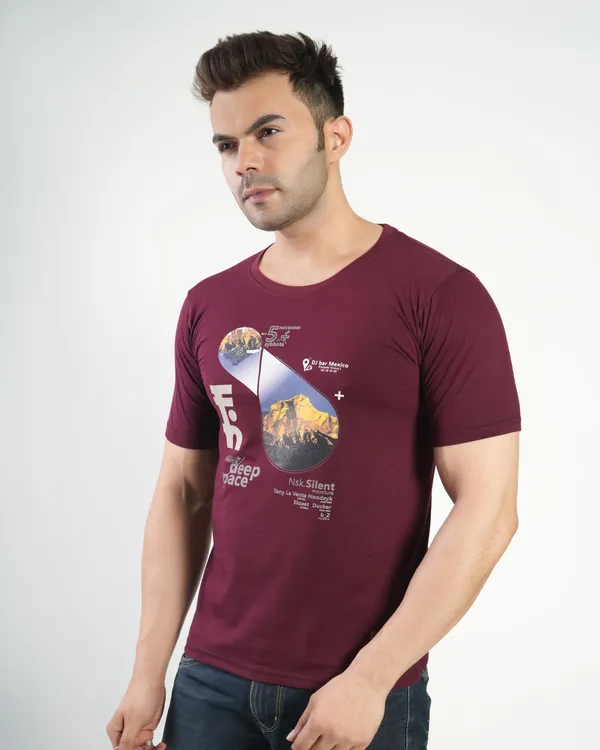 Maroon_Premium_Cotton_Round_Neck_Trendy_Regular_Fit_Half_Sleeve_T-Shirt_For_Men