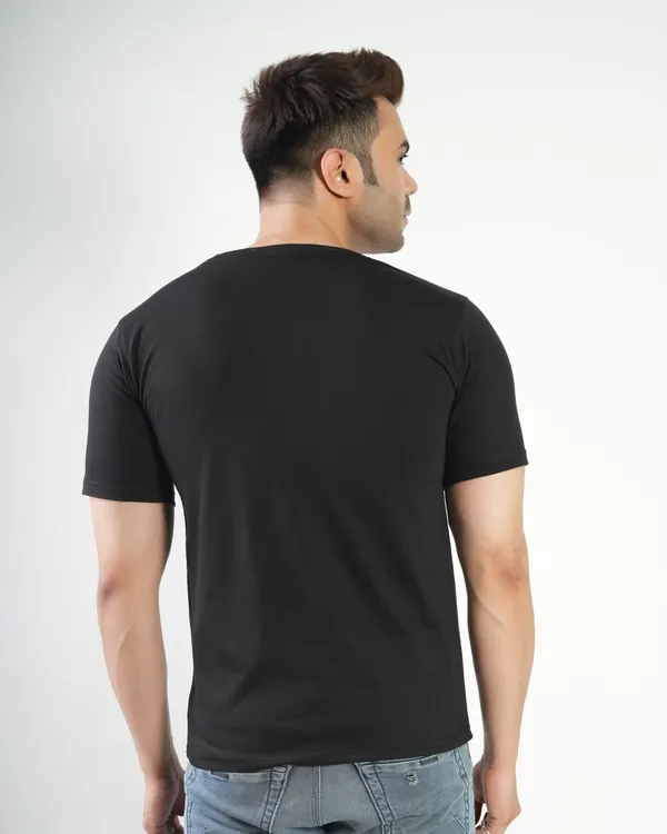 Black_Premium_Cotton_Round_Neck_Trendy_Regular_Fit_Half_Sleeve_T-Shirt_For_Men