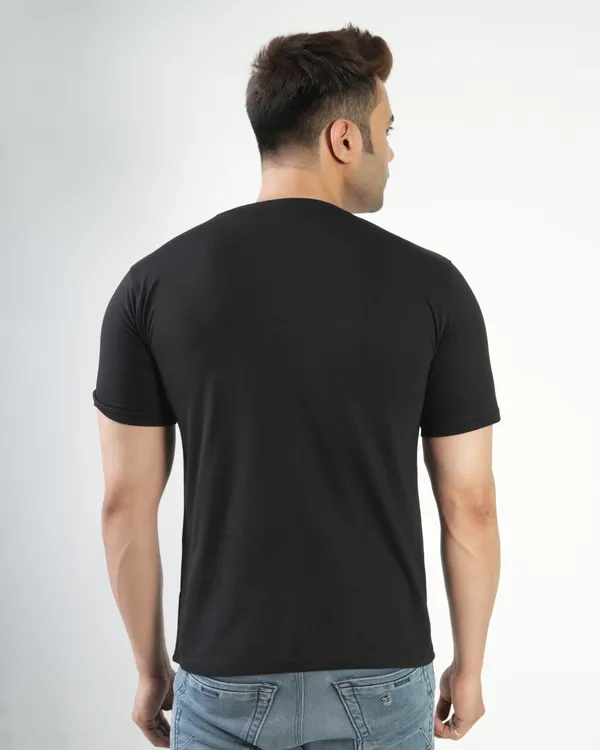 Black_Premium_Cotton_Round_Neck_Trendy_Regular_Fit_Half_Sleeve_T-Shirt_For_Men