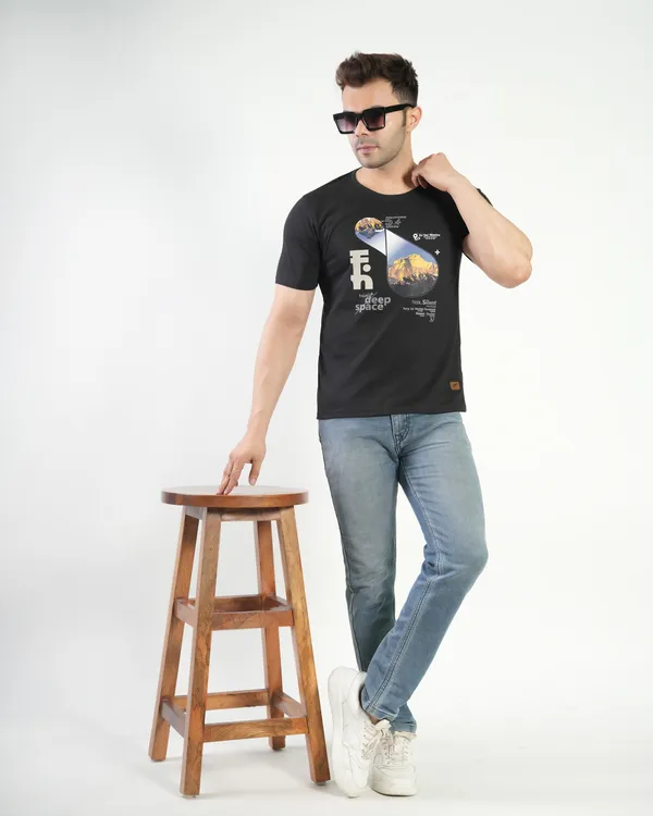 Black_Premium_Cotton_Round_Neck_Trendy_Regular_Fit_Half_Sleeve_T-Shirt_For_Men