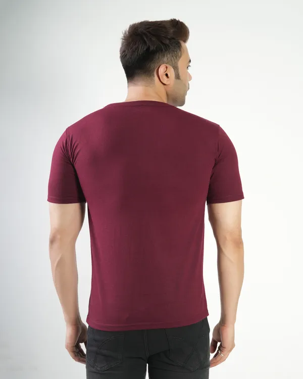 Maroon_Premium_Cotton_Round_Neck_Trendy_Regular_Fit_Half_Sleeve_T-Shirt_For_Men