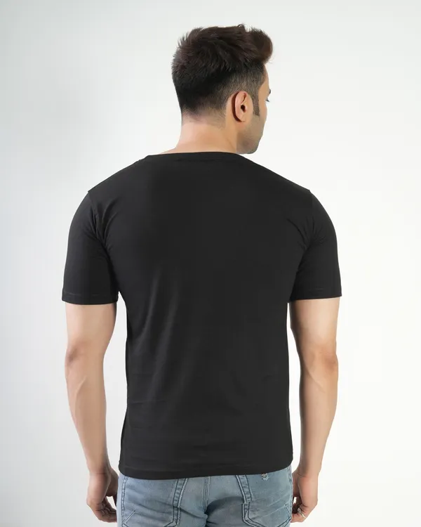 Black_Premium_Cotton_Round_Neck_Trendy_Regular_Fit_Half_Sleeve_T-Shirt_For_Men