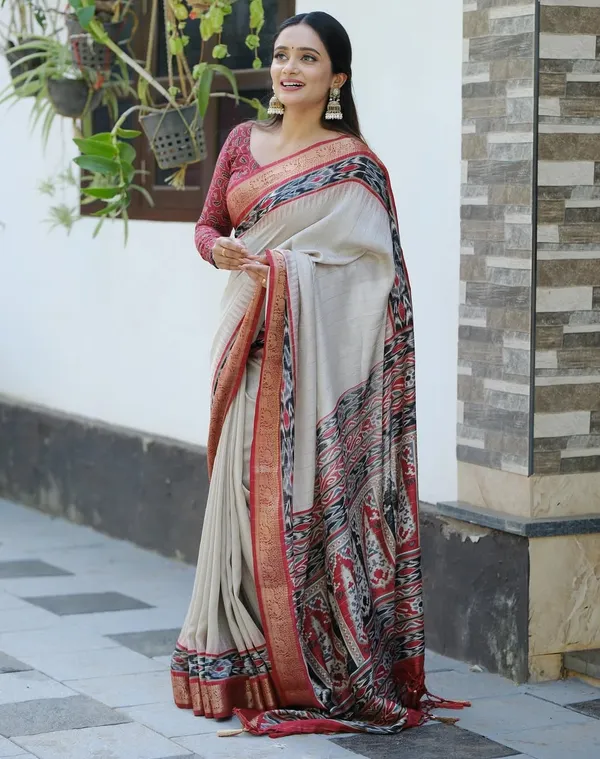 Soft_Dola__Silk__Recco_Jari_Sarees__With_Pen_Kalamkari_Design