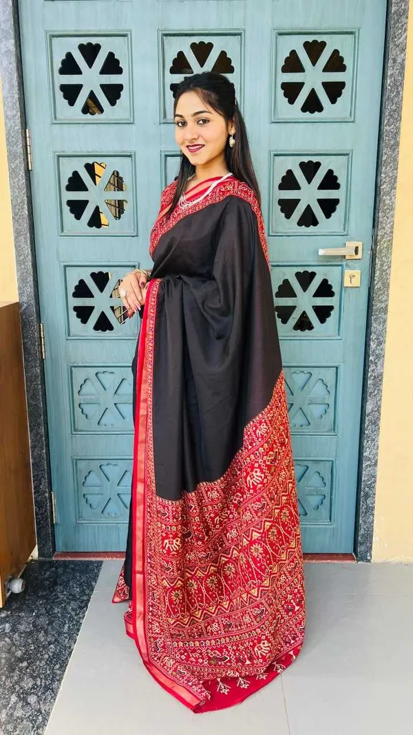 Traditional_Patola_Border_Saree_With_Plain_Body_Dola_Silk_Saree_-_Black