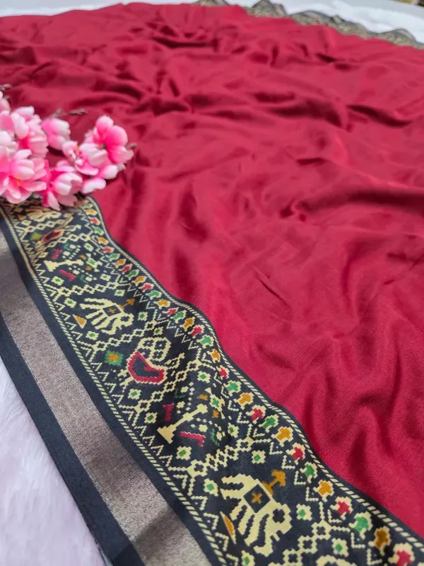 Traditional_Patola_Border_Saree_With_Plain_Body_Dola_Silk_Saree_-_Red